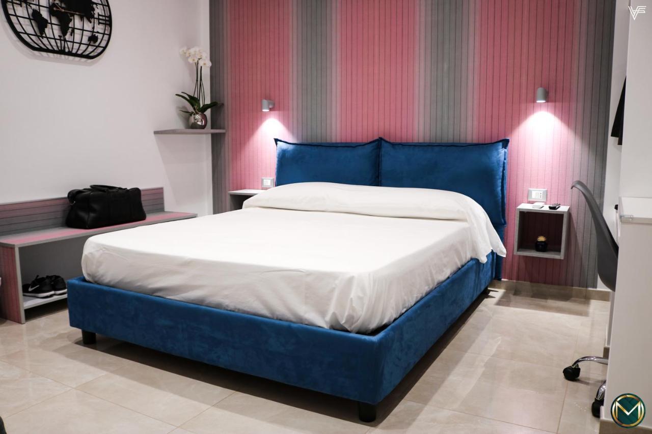 Margherita Boutique Rooms Маргерита-ди-Савойя Экстерьер фото