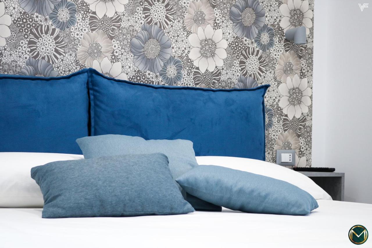 Margherita Boutique Rooms Маргерита-ди-Савойя Экстерьер фото